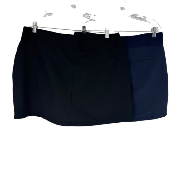 Bundle of 2 Greg Norman Black, Navy Golf Skirts Sz XL - Picture 2 of 6